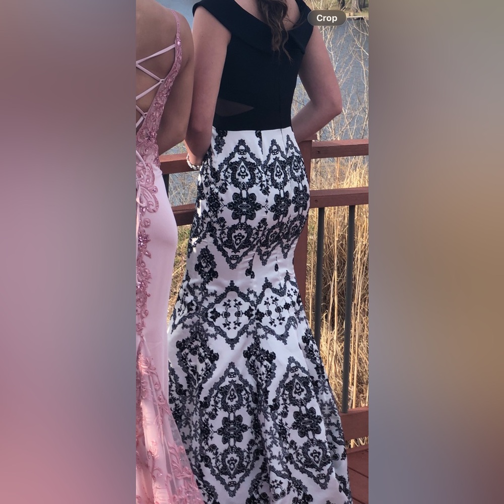 Xscape Prom Dress - Picture 4 of 4